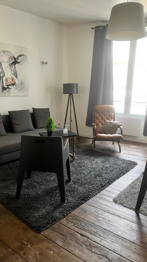 C- La Dans Le Centre Poitiers